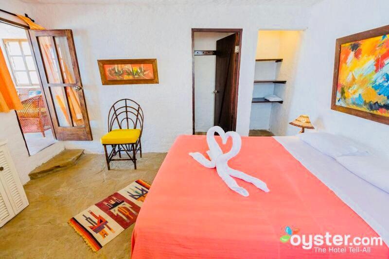 Hotel Smiling Crab Каноас-де-Пунта-Саль Экстерьер фото